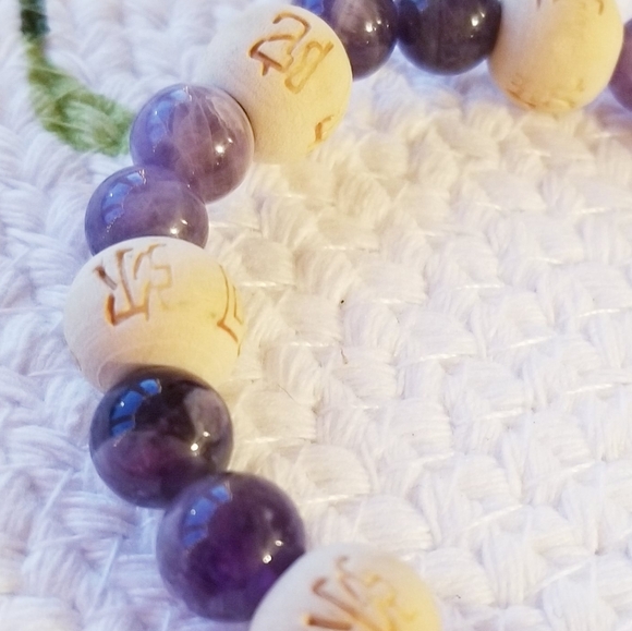 Amethyst and Wood Bead Vintage Elastic Bracelet Purple Wood Chinese Markings - Picture 11 of 11